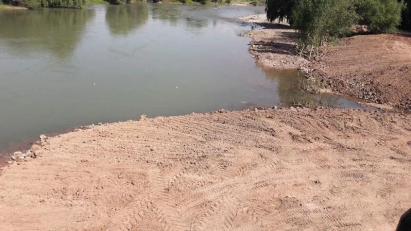 Hevsel Bahçeleri’ne dökülen hafriyat temizlendi
