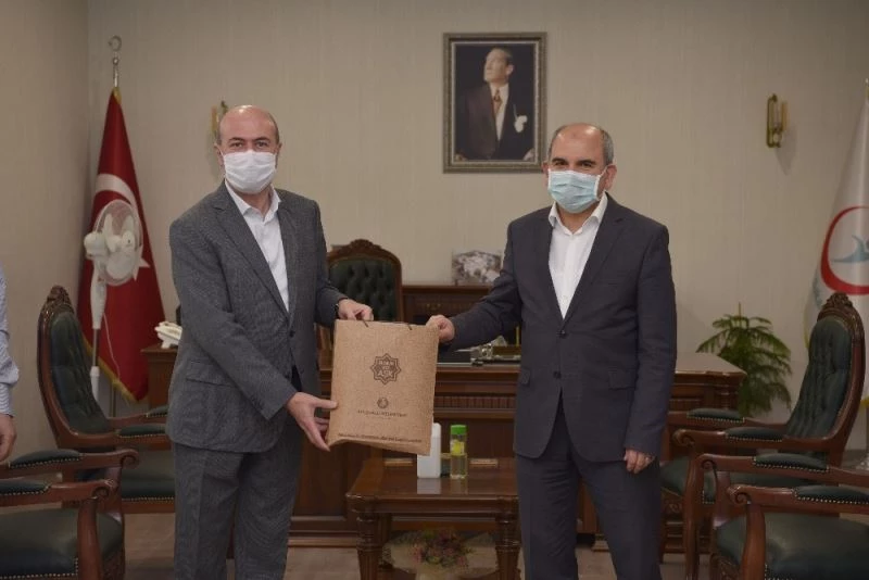 Selçuklu Belediyesinden salgın süresince özveriyle çalışan kurumlara teşekkür paketi
