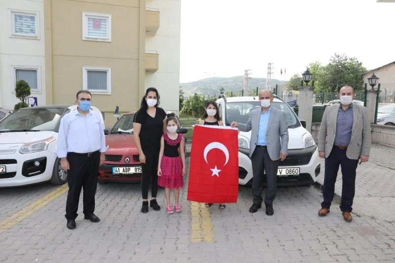 En güzel şiir ve hikayeler ödüllendirildi
