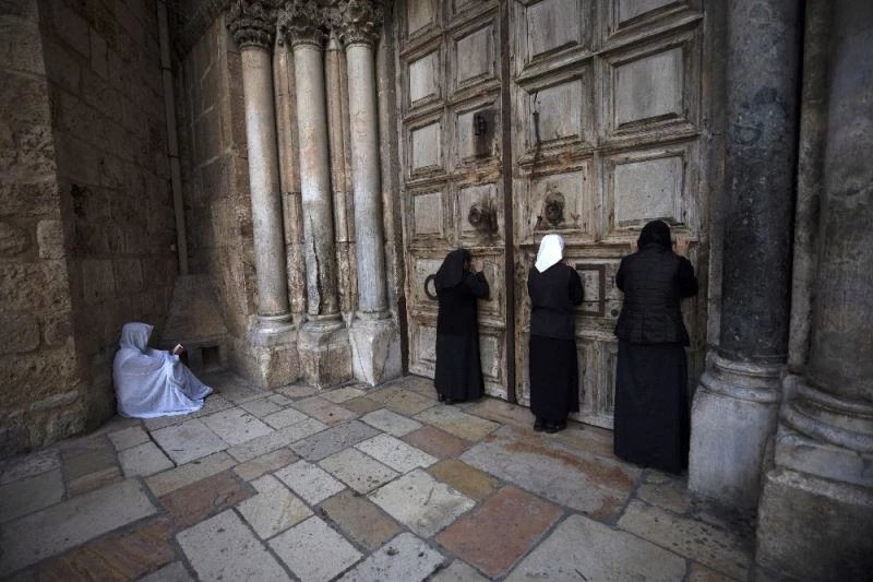 Kıyamet Kilisesi, 2 ay sonra ibadete açıldı
