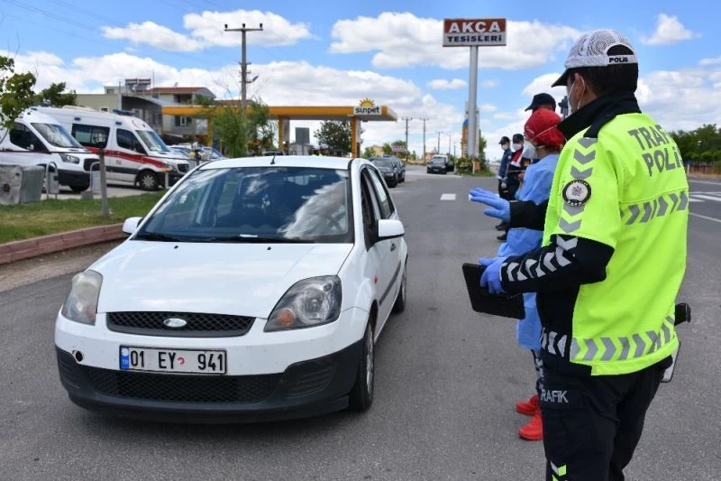 Polis, jandarma ve sağlıkçılar karayollarında
