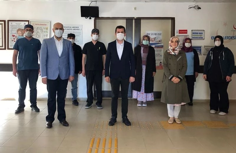 İscehisar Kaymakamı Kapar kamu personelinin bayramını kutladı
