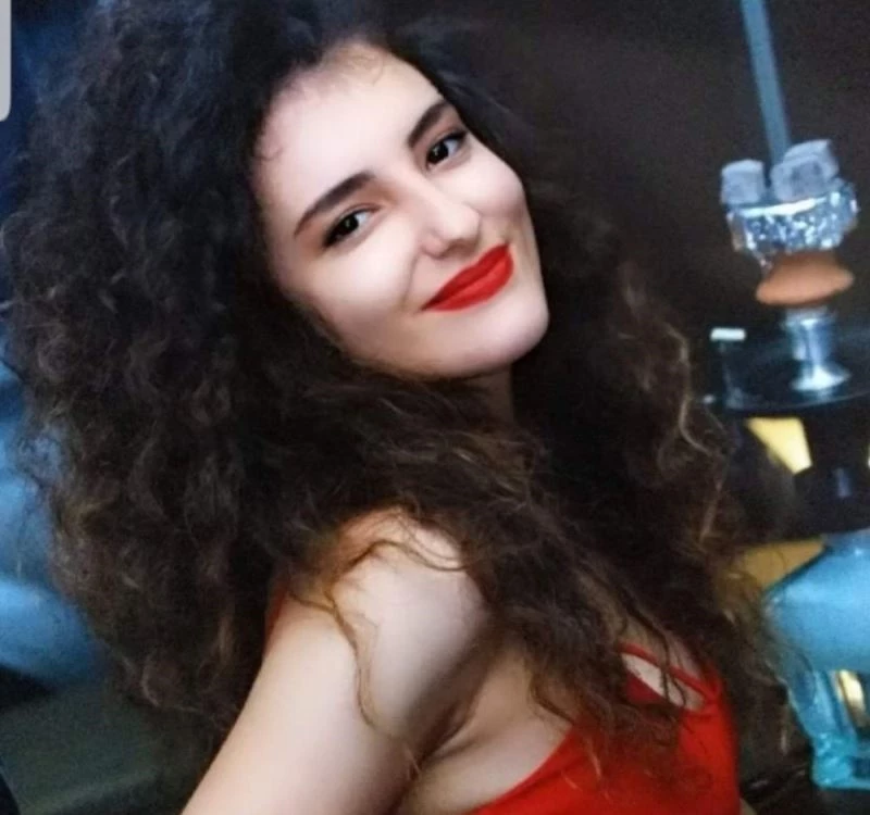 Edremitli Gözde serinlemek için girdiği denizden çıkamadı
