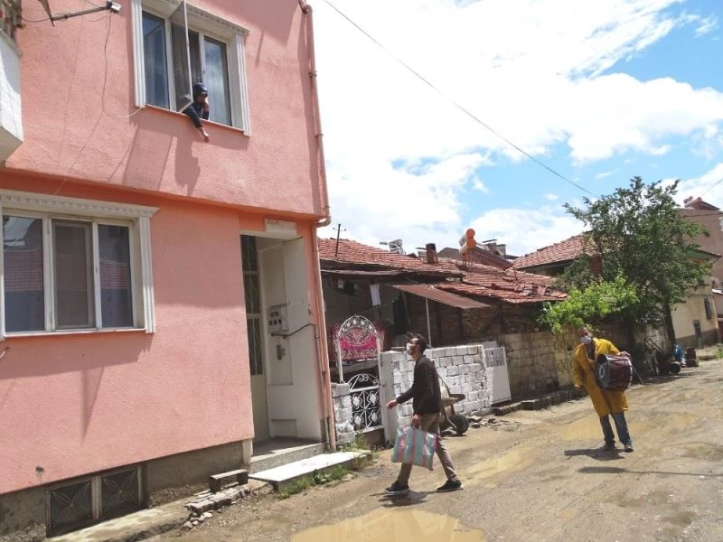 Davulculara bahşişler pencerelerden atıldı
