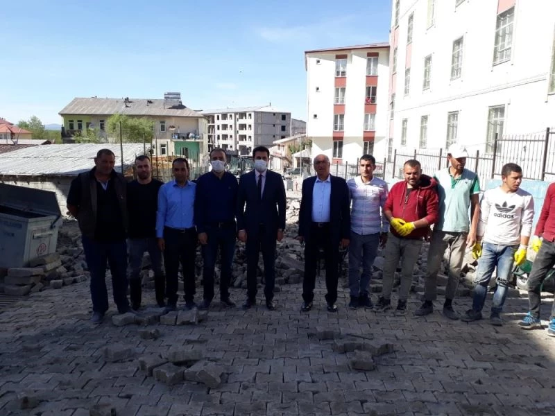 Kaymakam İlidi, yol yapım çalışmalarını inceledi
