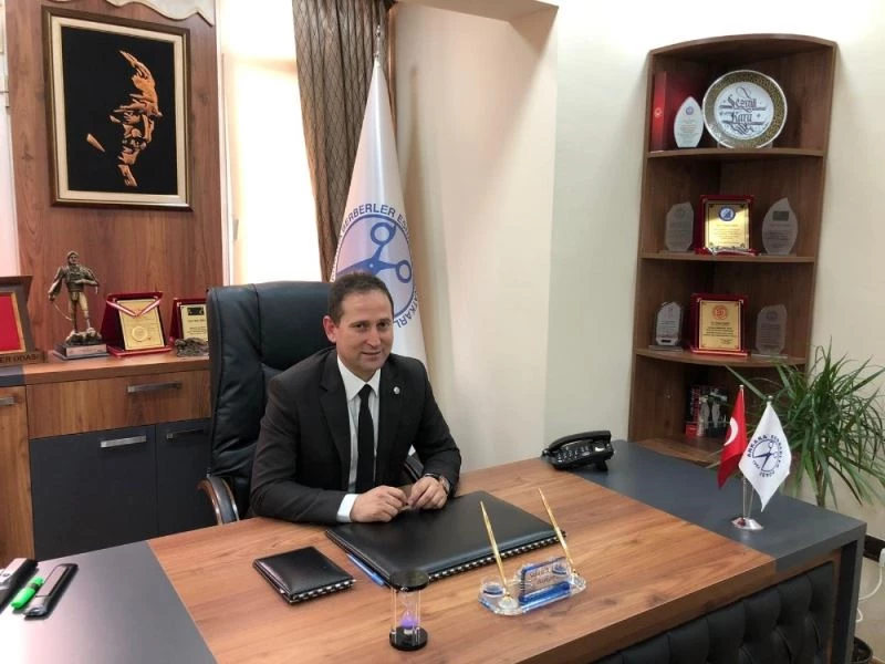 (Özel) Berber esnafı, ‘Berbere gitmeyin’ diyenlere tepkili
