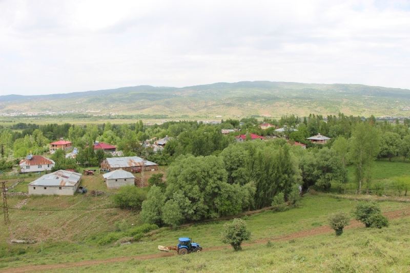 Göktaşı düşünce o köy akıllara geldi, 5 yıl önce 40 araçlık para kazanılmıştı
