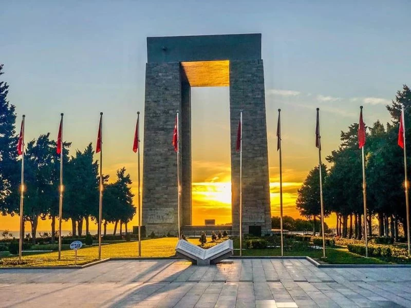 Çanakkale’de şehitlikler ziyaretlere açılıyor
