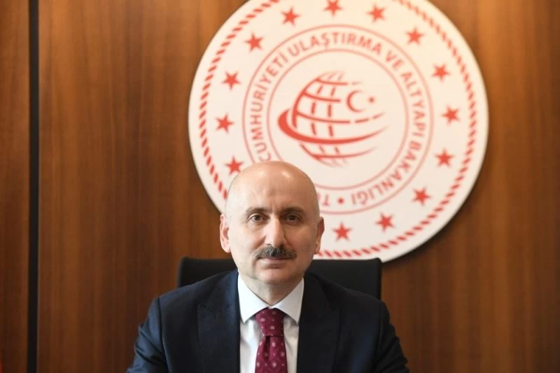 Bakan Karaismailoğlu: “İnsan sağlığı ön planda tutularak gemilerde yolcu taşımacılığını başlatıyoruz”
