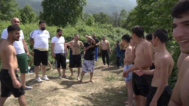 Kısıtlama bahane gölet şahane
