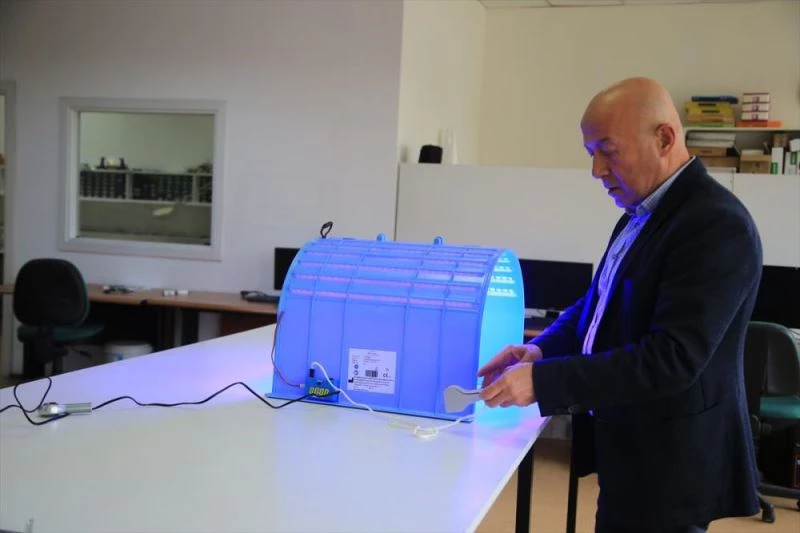 Taşınabilir fototerapi cihazıyla evde 