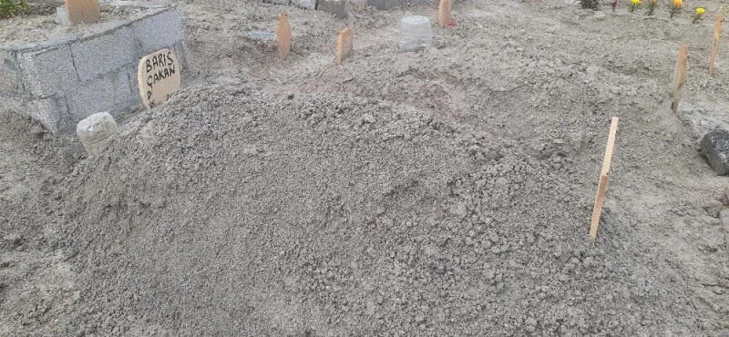 Ankara’da öldürülen Barış Çakan isimli genç son yolculuğuna uğurlandı
