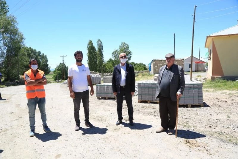 Tuşba’da mahalleler tek tek modern görünüme kavuşturuluyor
