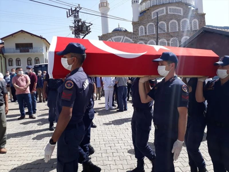 Gırtlak kanseri nedeniyle vefat eden başçavuş Antalya