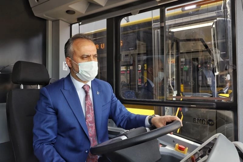 Bursa’nın otobüs filosu yenilenerek gençleşti
