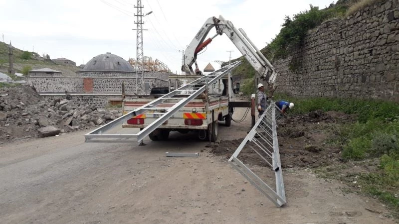 Kars’ta ARAS elektrik enerji şebekesini yeniliyor
