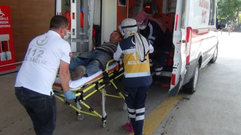 Elini torna makinesi kaptırdı
