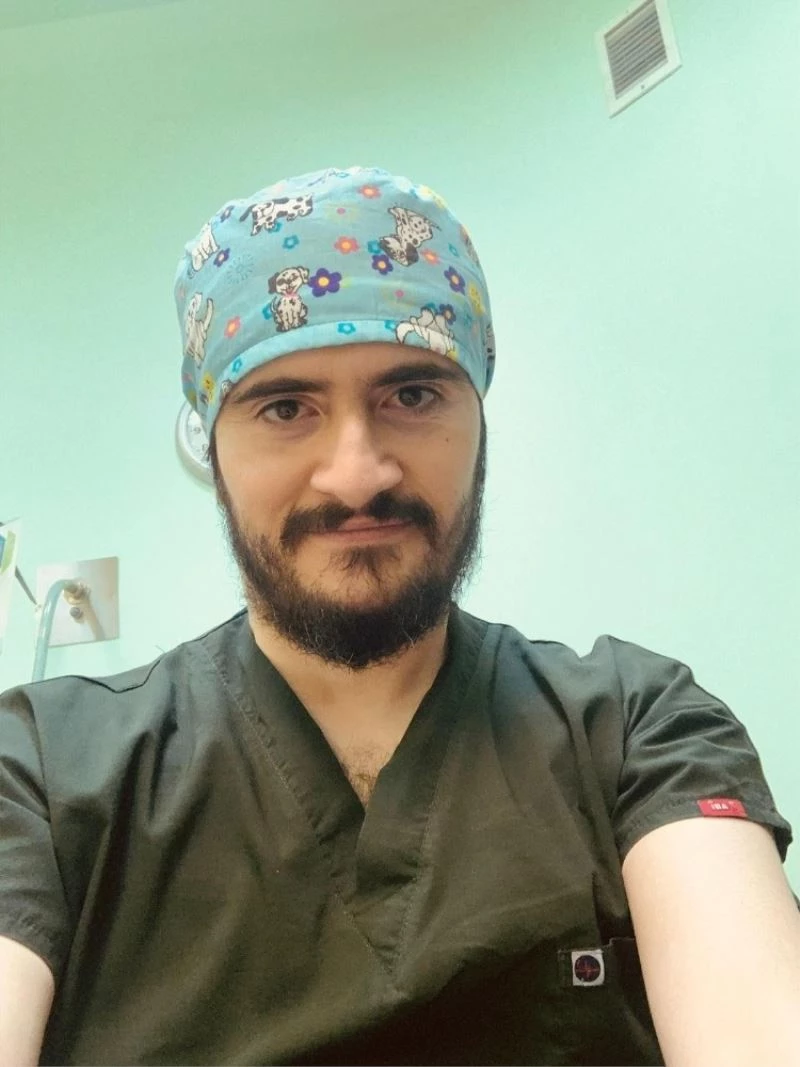 Op. Dr. Ahmet Dilber: “Kilolu yüz görüntüsü yanak inceltme operasyonuyla düzeltilebilir”
