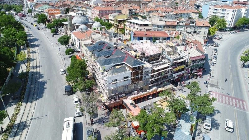 Alaaddin çevresi tarihi dokuya uygun hale getiriliyor
