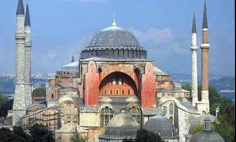 MİLLETİMİZ, “AYASOFYA’DA İBADET” KARARI BEKLİYOR!