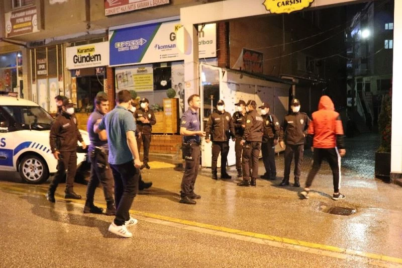 Husumetlisini silahla yaralayıp 