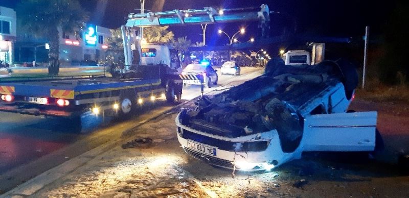 Bodrum’da kavşağa hızlı giren otomobil taklalar attı: 4 yaralı

