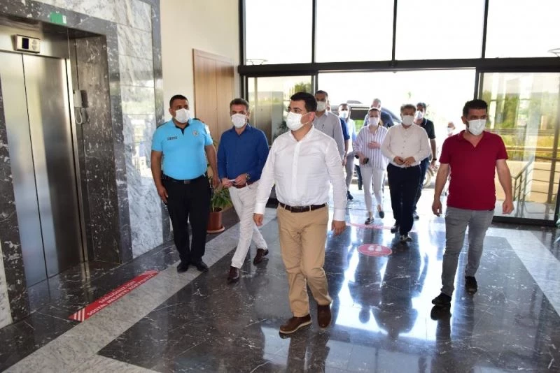 Kepez’in konukevi sağlık çalışanlarına sıcak yuva oldu
