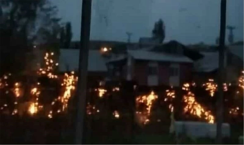 Köye düşen yıldırımı küçük kız görüntüledi, küçük kız, 