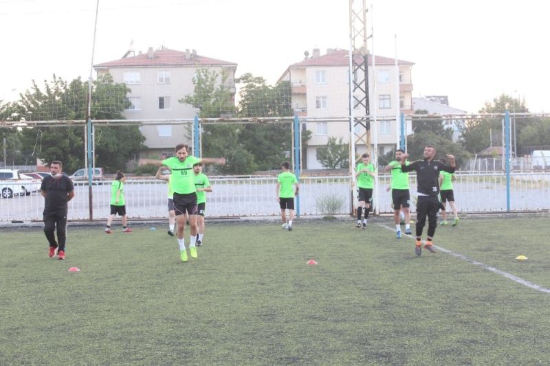 Kocasinan Şimşekspor lig hazırlıklarına başladı.
