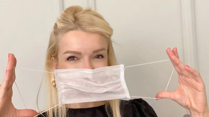 Aylin Çetinkaya’dan maske kullanırken cilt bakımı ve makyaj önerileri
