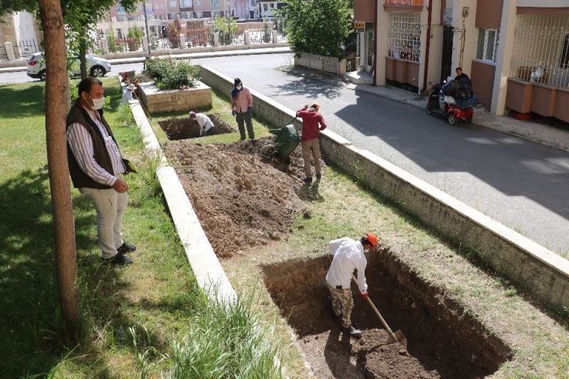 Bin 200’e yakın kiliseye ismi verilmişti, mezarının bulunması için kazılar başladı
