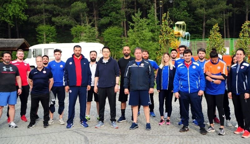 Erdem Aslanoğlu’ndan Grekoromen Milli Takımı’na ziyaret
