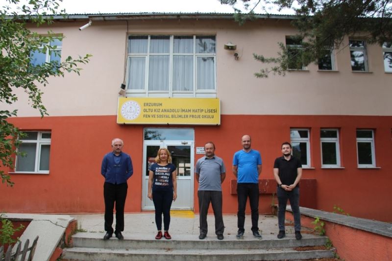 Oltu Kız Anadolu İmamhatip Lisesi ‘Proje Okulu’ oldu
