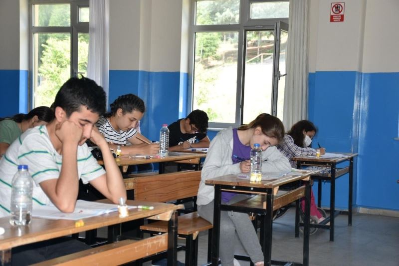 Bilecik’te 3 bin 573 öğrenci ter döktü
