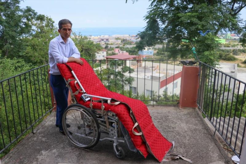 Babası için yaptığı tekerlekli sandalyenin başkalarına umut olmasını istiyor