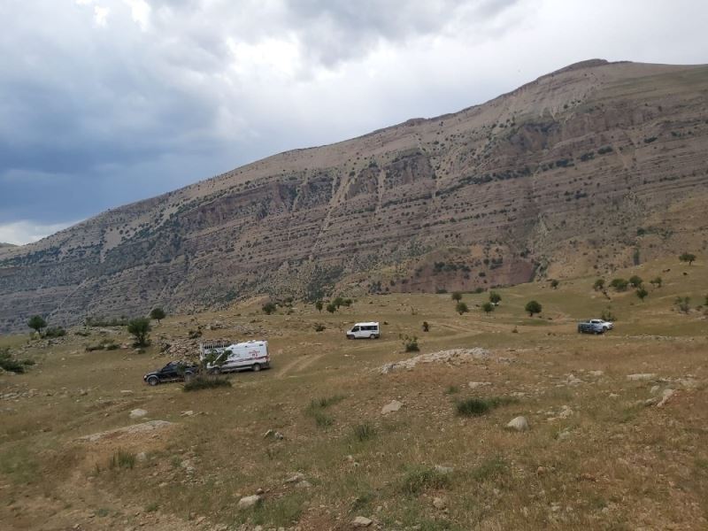 Siirt’te yıldırımın çarptığı kadın hayatını kaybetti
