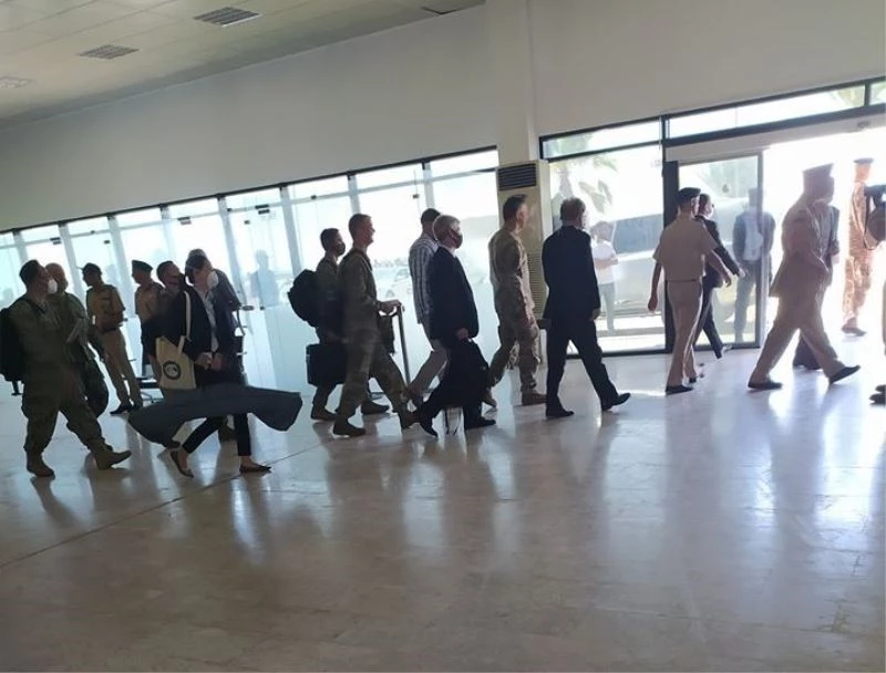 AFRICOM yetkilileri Libya UMH Başbakanı Serrac ile bir araya geldi
