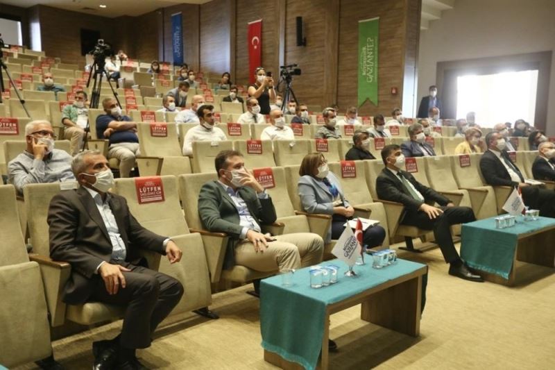 Büyükşehir AYKOME Toplantısı’nda yüksek konut fiyatları konuşuldu
