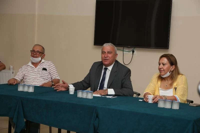 Başkan Atay Girne Mahallesi sakinleri ile bir araya geldi
