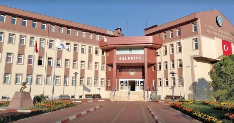 Belediye personeli usulsüzlük iddiasıyla tutuklandı
