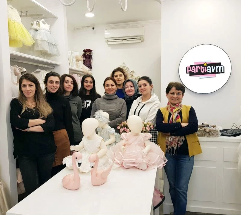 Kadın girişimciler organizasyon yeteneğini internete taşıdı
