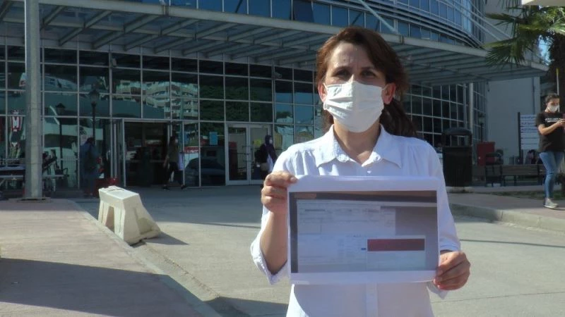 SGK sisteminde hükümlü görünen kadın muayene olma sevincini yaşadı
