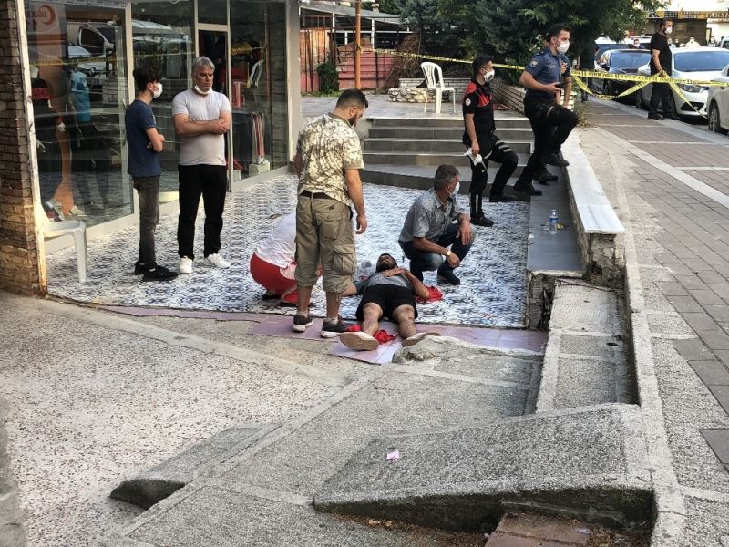 Bursa’da aşk dehşeti...Müdahaleye giden polis pompalı tüfekle yaralandı
