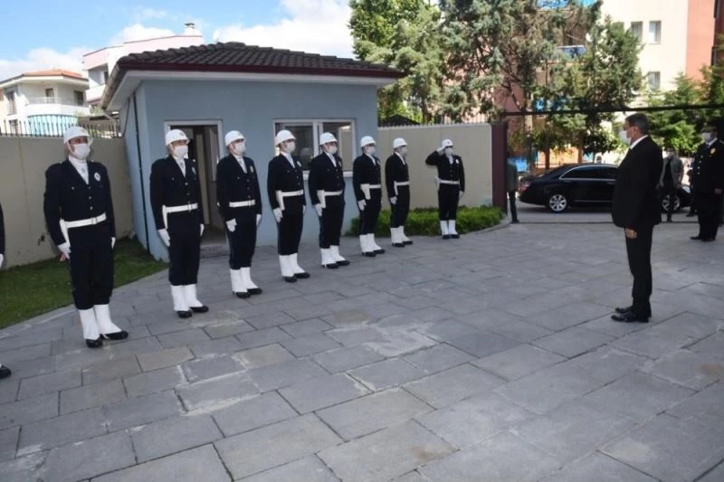 Vali Hasan Şıldak, Emniyet Müdürlüğünü ziyaret etti
