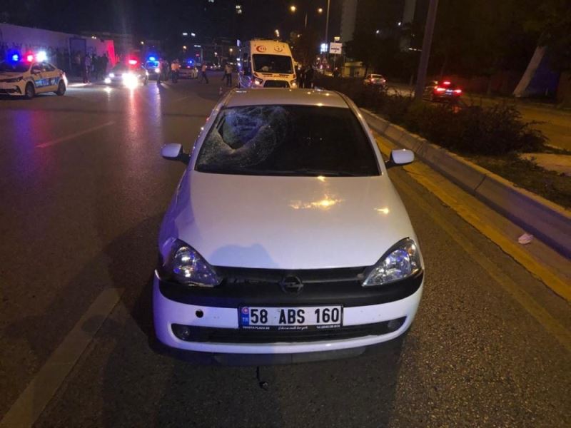 Ankara’da yolun karşına geçmeye çalışan işçiye otomobil çarptı: 1 ölü
