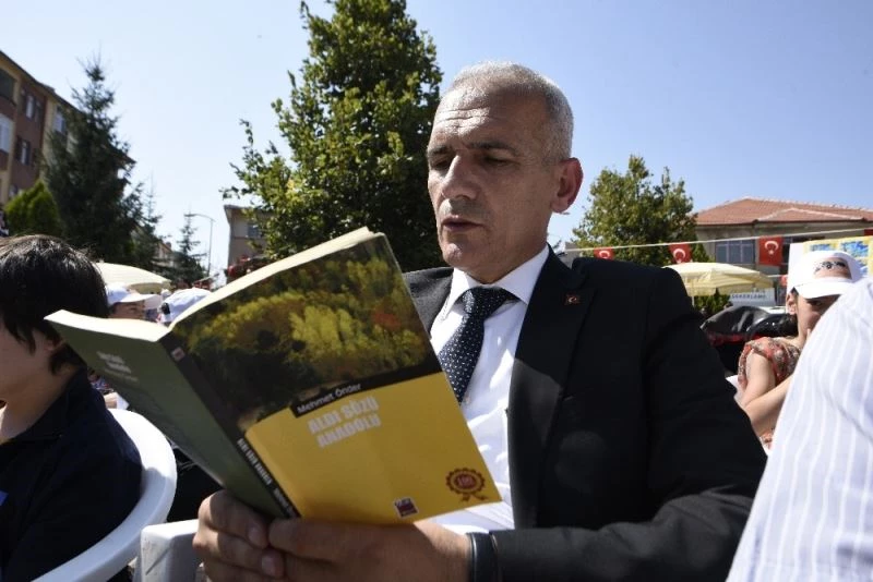 Başkan Altıkulaç, “Birinci kat asfalt için bin 490 ton mıcır alındı”
