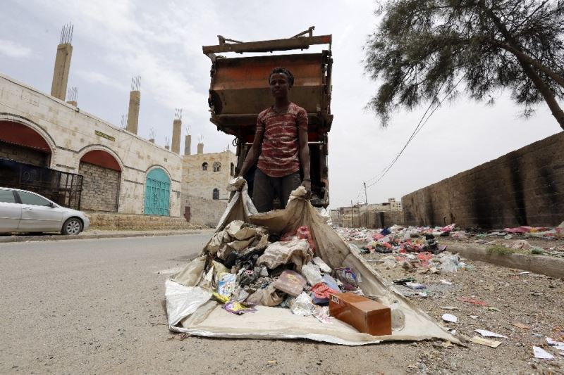Yemen’de milyonlarca çocuk açlık sınırında
