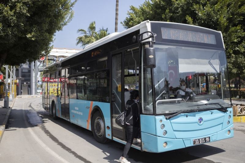 Mersin’de belediye otobüsleri YKS’ye girecek öğrenci ve velilerine ücretsiz
