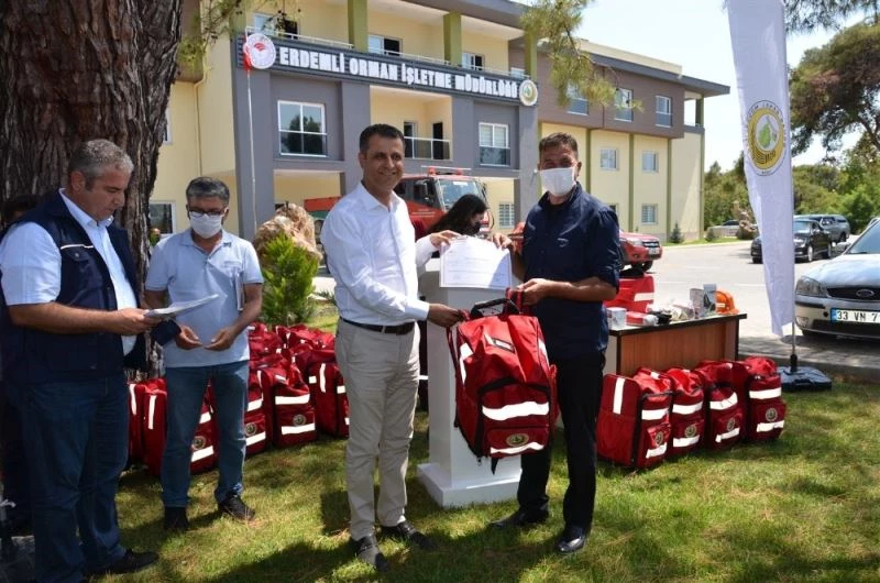 Yangınla mücadele eğitimi alan gönüllülere sertifikaları verildi
