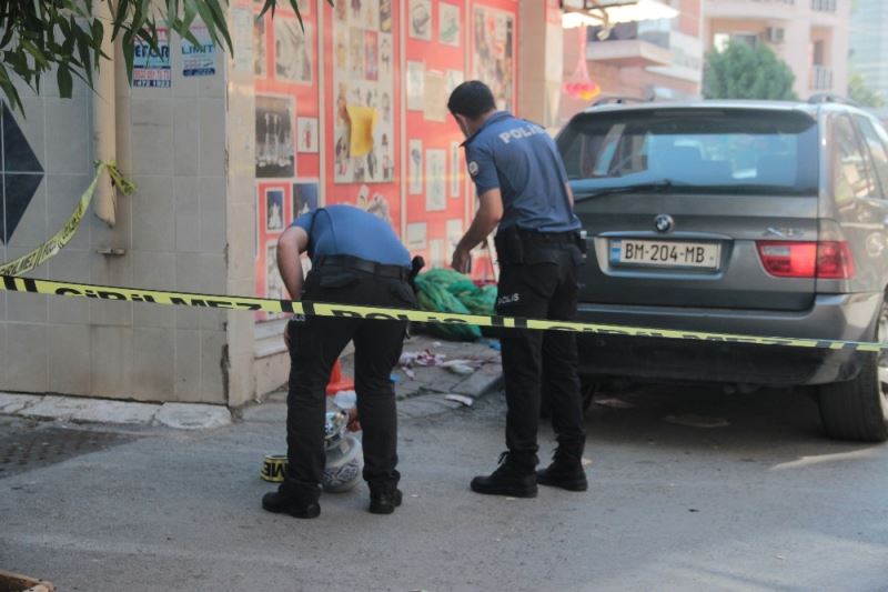 İzmir’de silahlı çatışma: 5 yaralı
